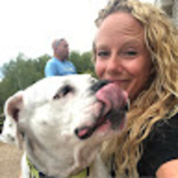 Meet your Posher, Christy - Picture 1 of 1